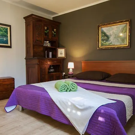 Alta Apartment