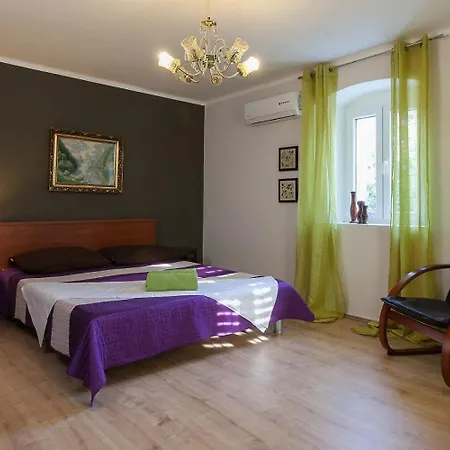 Alta Apartamento Makarska